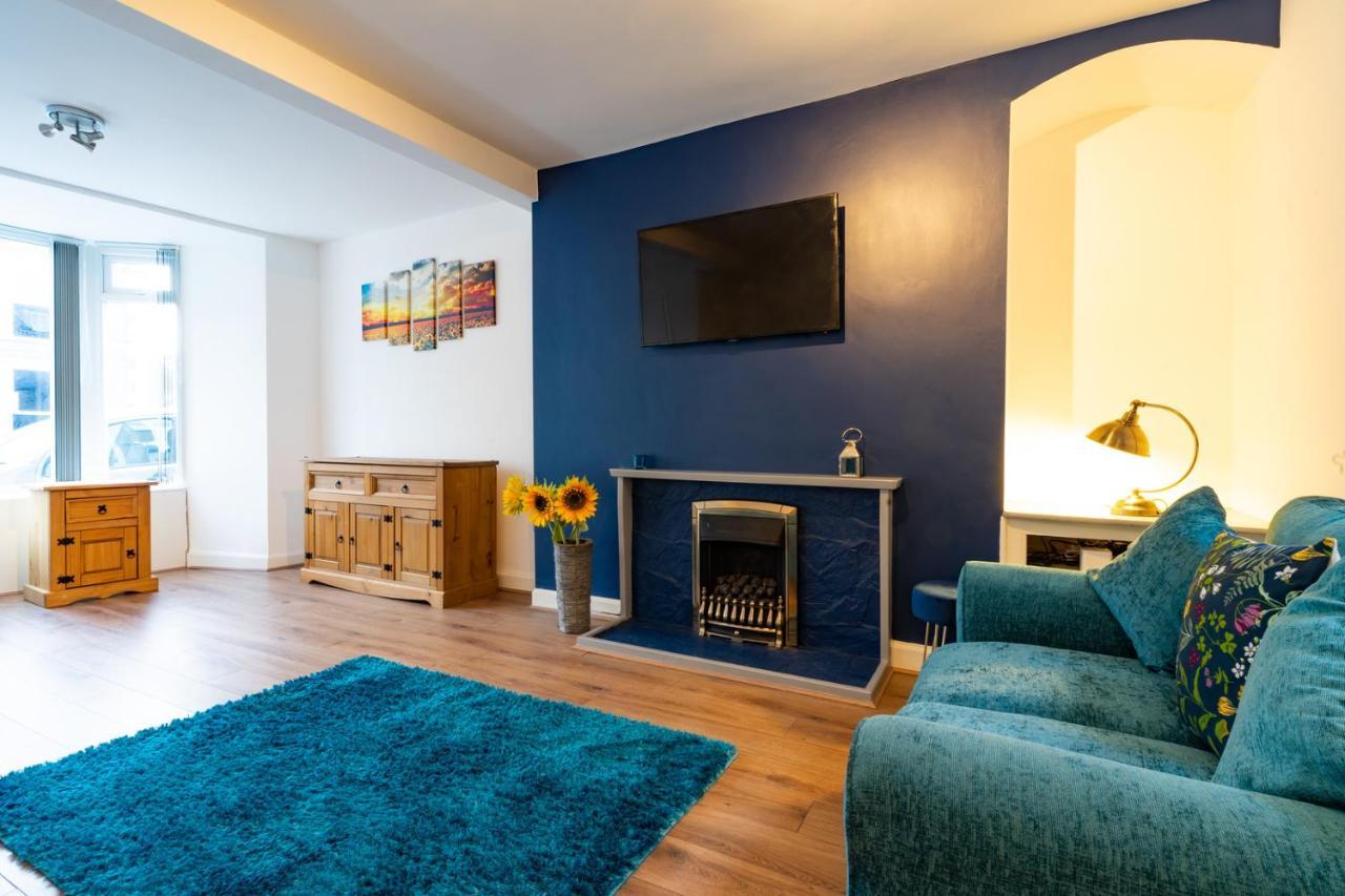 Newly-Renovated, Mid-Terrace Cottage In Porthmadog Esterno foto