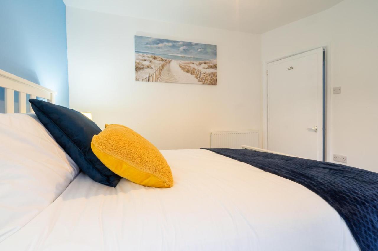 Newly-Renovated, Mid-Terrace Cottage In Porthmadog Esterno foto