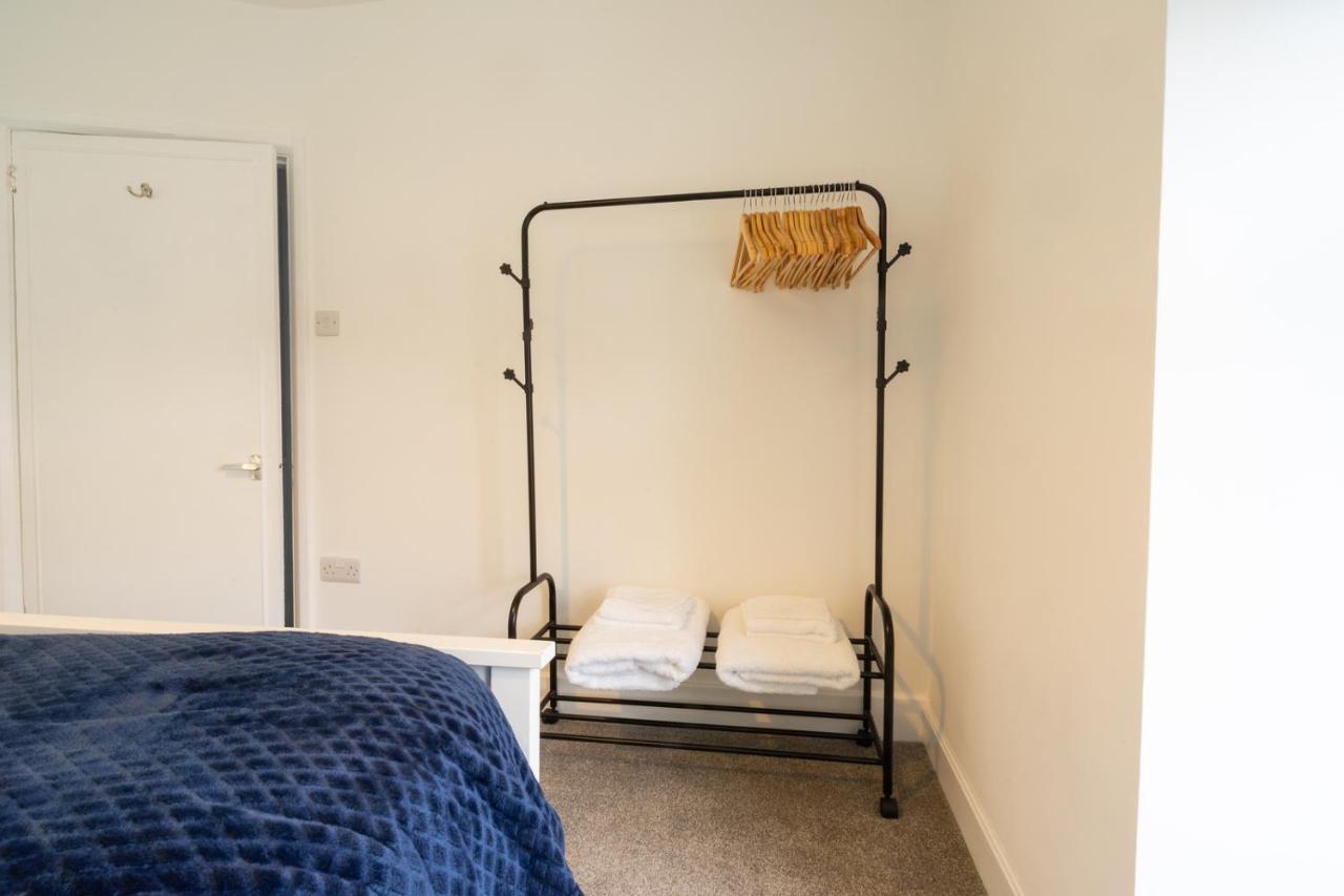 Newly-Renovated, Mid-Terrace Cottage In Porthmadog Esterno foto